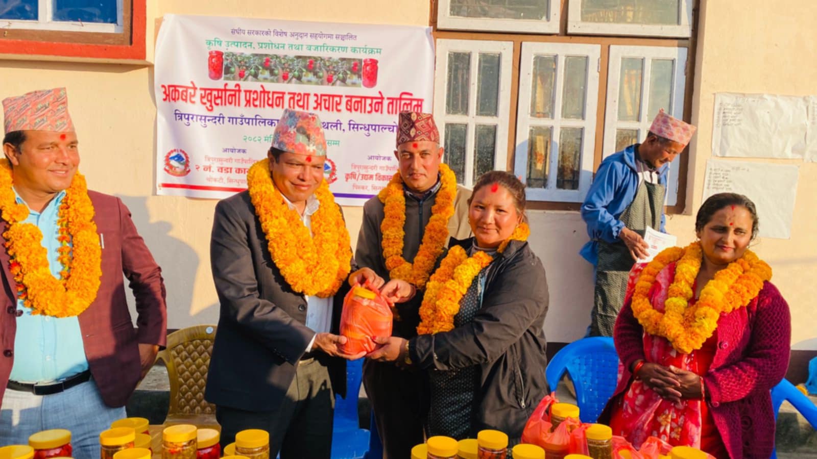 अकबरे खुर्सानी प्रशोधन तथा अचार बनाउने सीपमूलक ज्ञानबाट त्रीपुराका महिलामा खुसी थपिदै